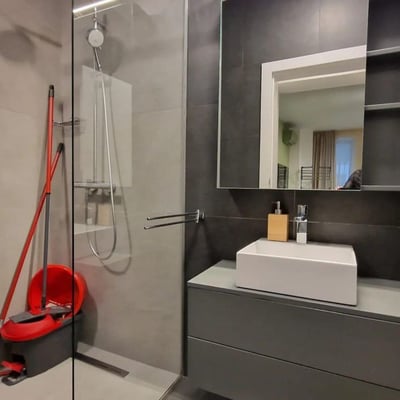 Miete einer geräumigen 3-Zimmer-Wohnung, 80 m², Seeblick, Campus, Constanța, Rumänien